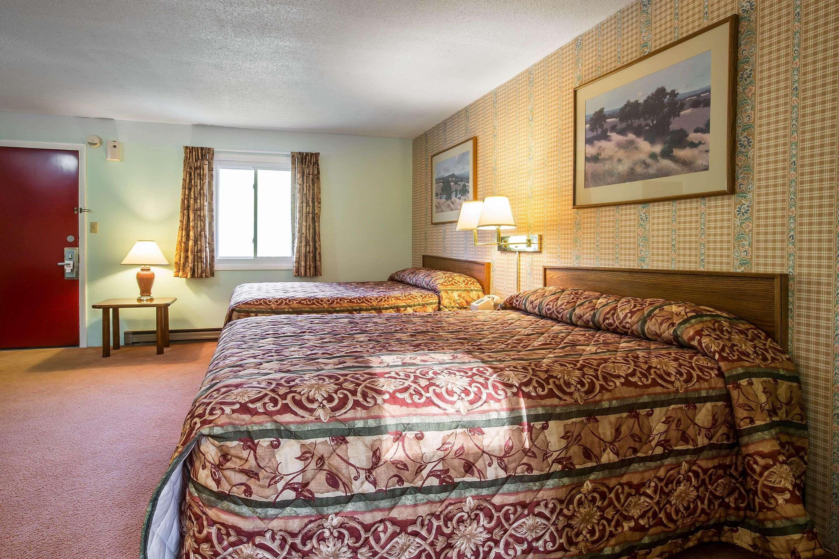 Rodeway Inn Lincoln I-93 Esterno foto